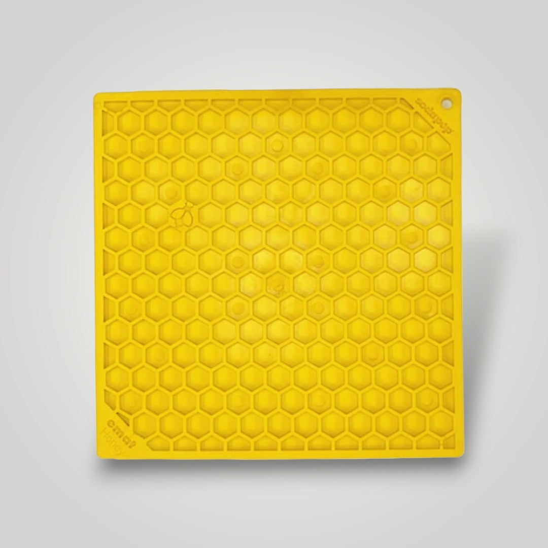 Honeycomb Enrichment eMat Lick Mat